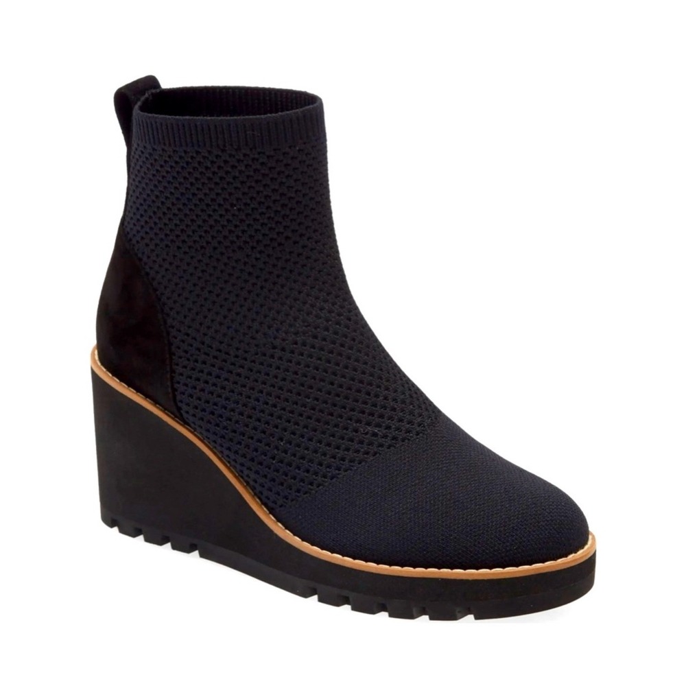 Eileen Fisher Quill Stretch Knit Wedge Booties in Black Size 7.5